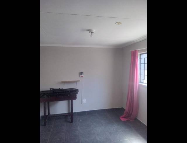 10 BEDROOM HOUSE FOR SALE IN MELVILLE